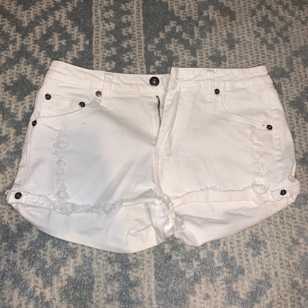 white jean shorts